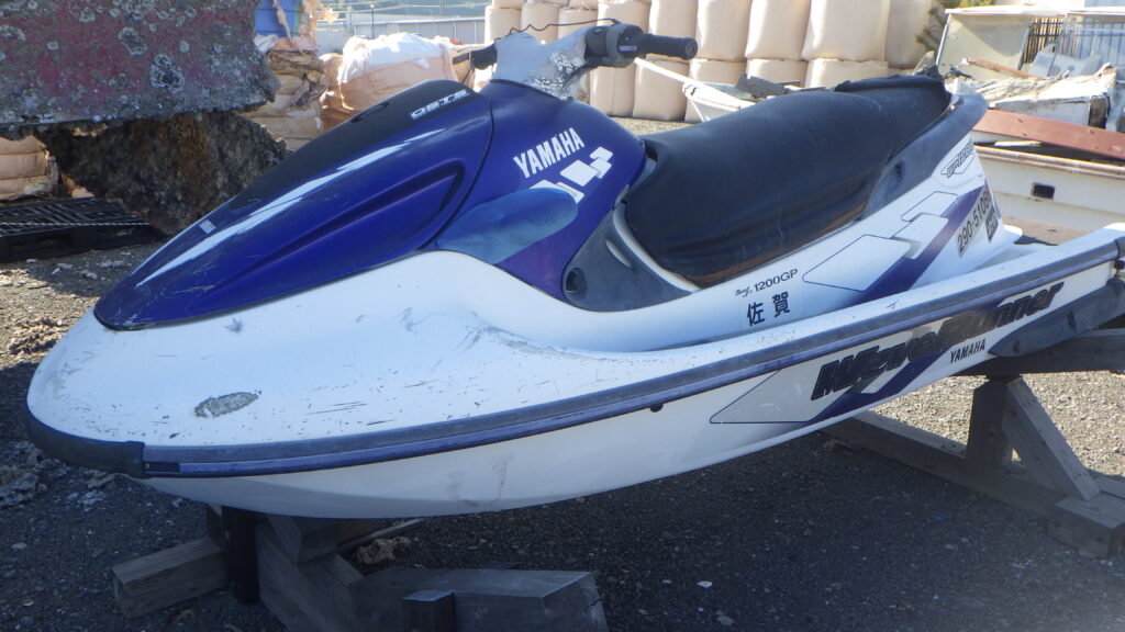 22-0246-yamaha-jet-ski-marinejet1200gpwave-runner-yamaha-65u-122ps